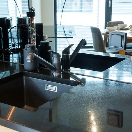 Yellow Star Z Widokiem شقة يلينيا غورا