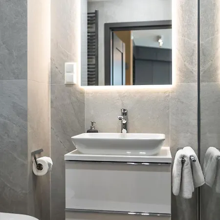 Yellow Star Z Widokiem 아파트 *