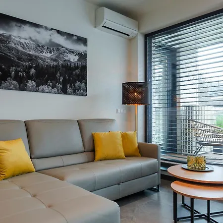 아파트 Yellow Star Z Widokiem 옐레니아구라