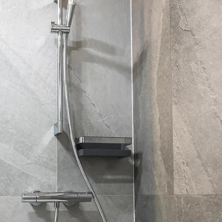 Yellow Star Z Widokiem 옐레니아구라