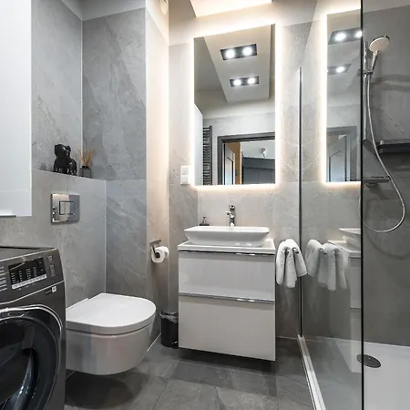 Yellow Star Z Widokiem 옐레니아구라