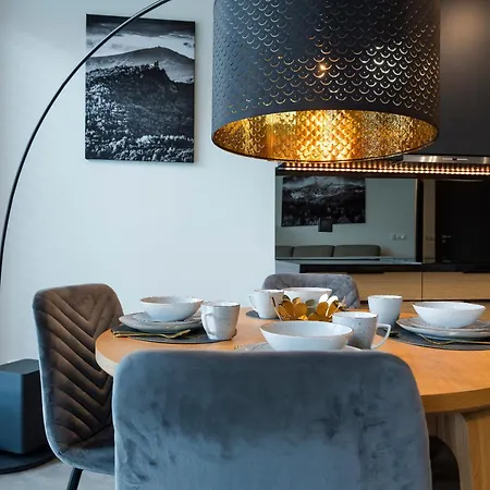 شقة Yellow Star Z Widokiem يلينيا غورا