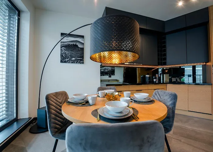 Yellow Star Z Widokiem Διαμέρισμα *