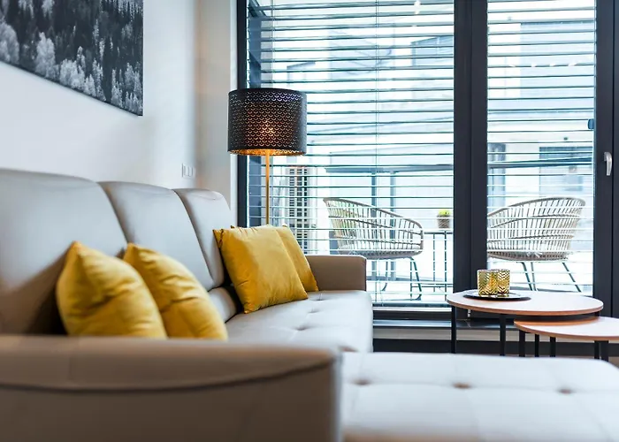 Yellow Star Z Widokiem * Jelenia Góra