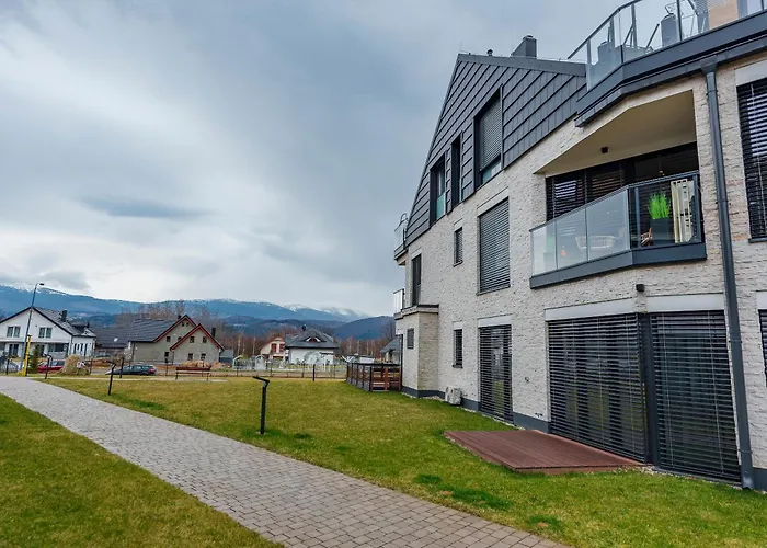 Yellow Star Z Widokiem *