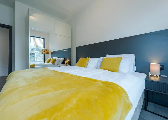 Yellow Star Z Widokiem Διαμέρισμα *